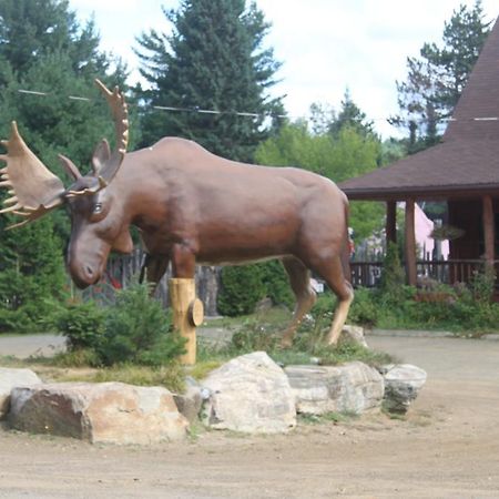 L'Auberge Refuge Du Trappeur Сен Матийо Дю Парк Екстериор снимка