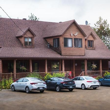 L'Auberge Refuge Du Trappeur Сен Матийо Дю Парк Екстериор снимка