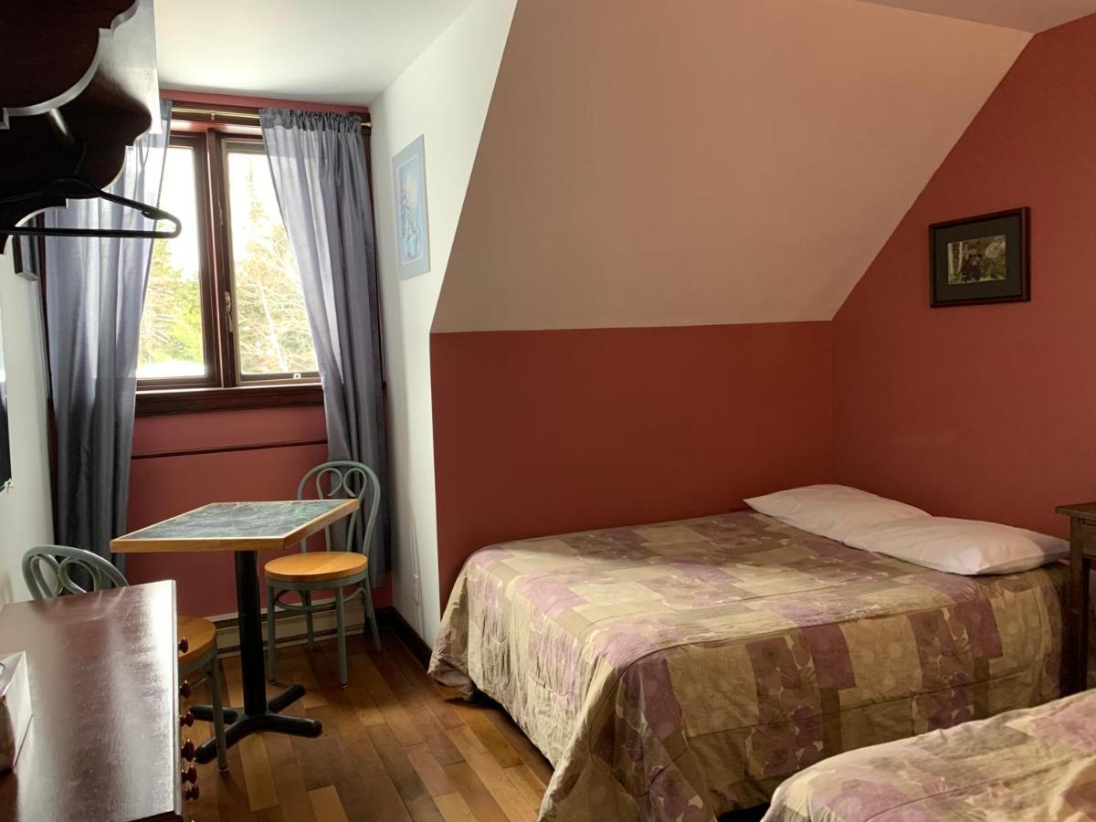 L'Auberge Refuge Du Trappeur Сен Матийо Дю Парк Екстериор снимка