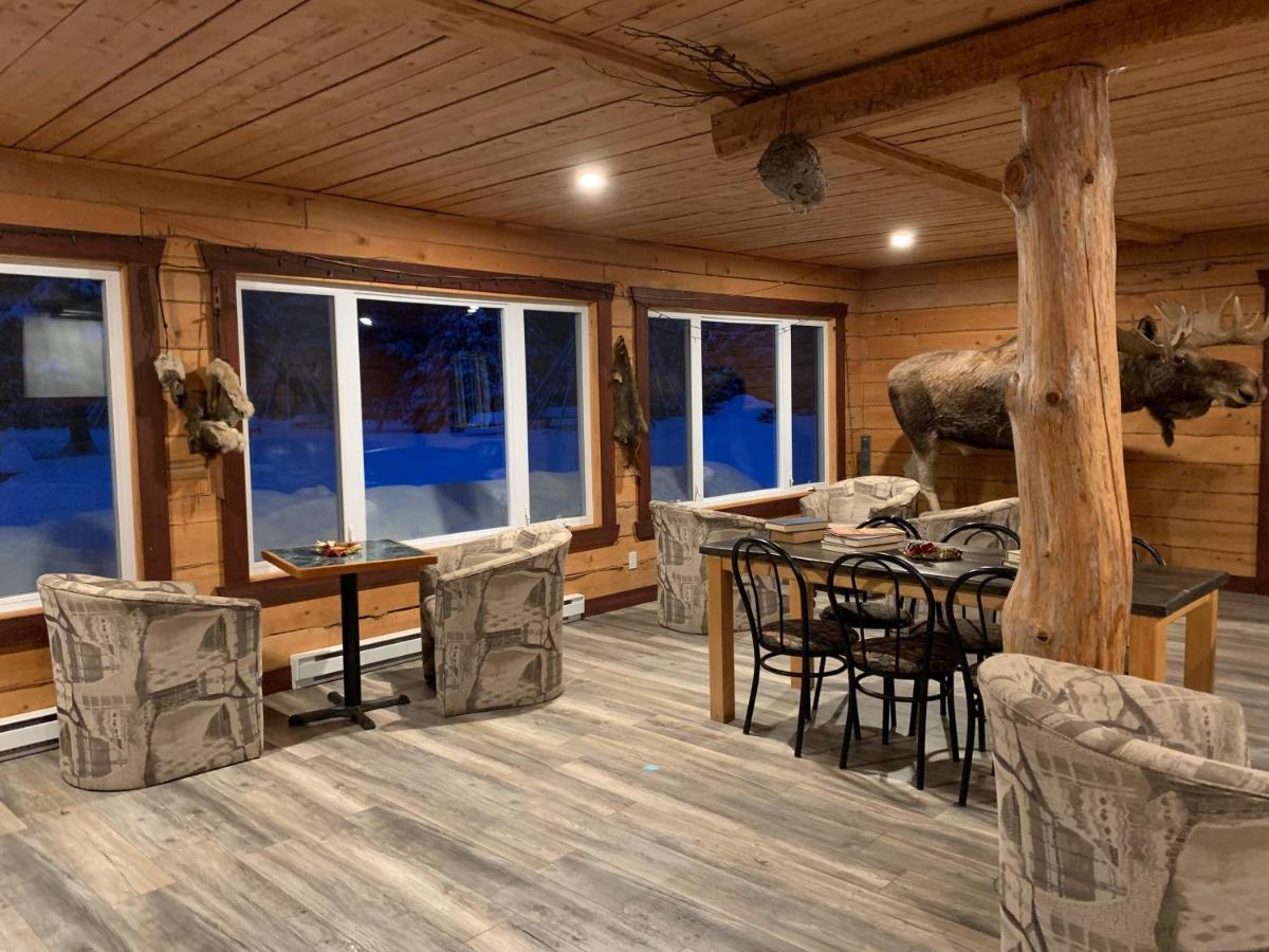 L'Auberge Refuge Du Trappeur Сен Матийо Дю Парк Екстериор снимка