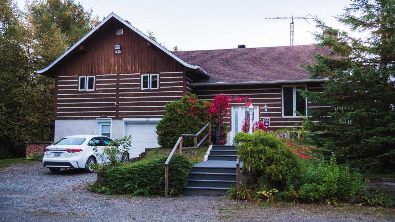 L'Auberge Refuge Du Trappeur Сен Матийо Дю Парк Екстериор снимка
